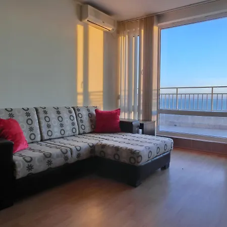 Апартаменты 2 Bedroom Imperial With Panoramic Sea Views,